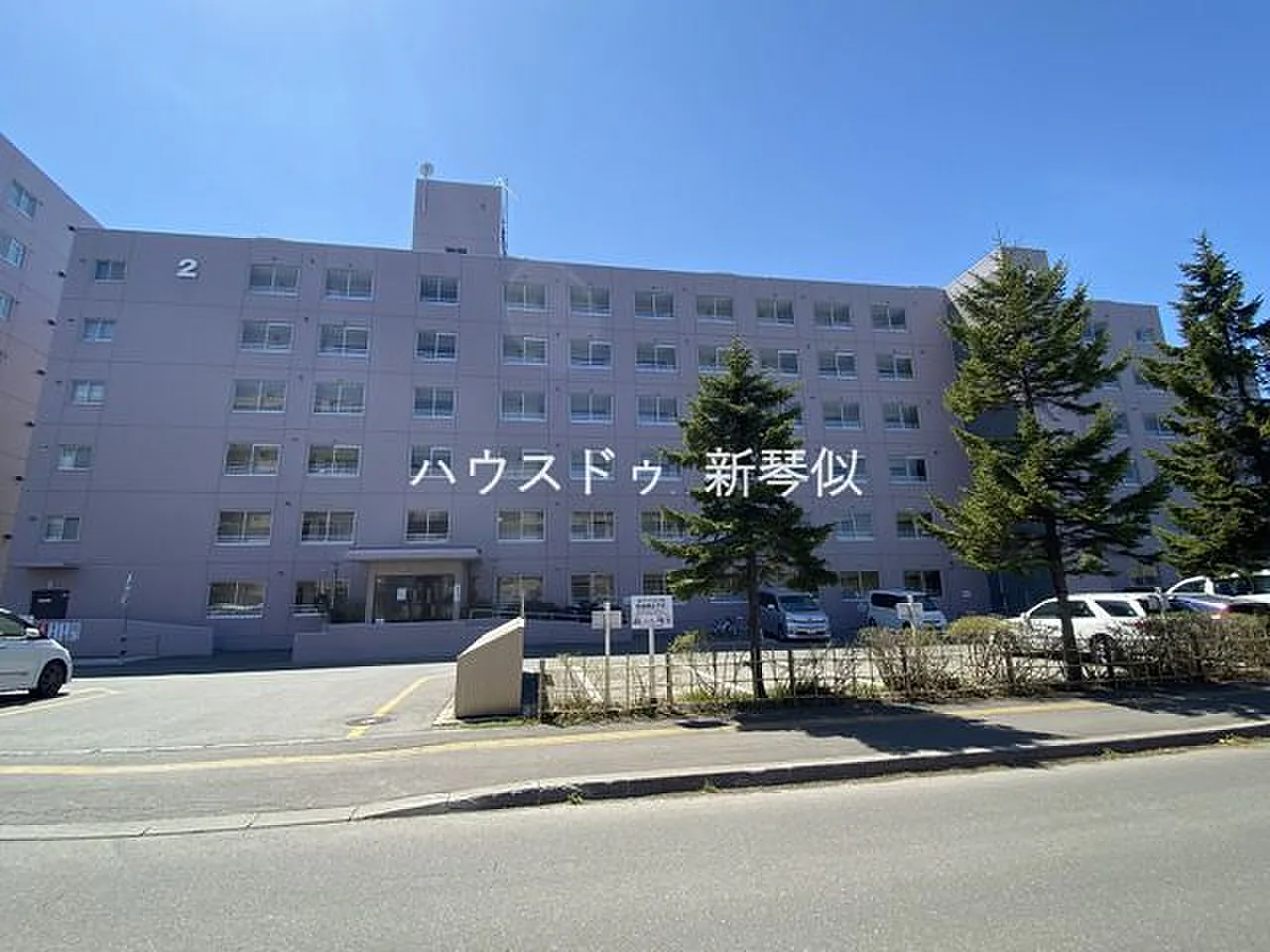 主圖